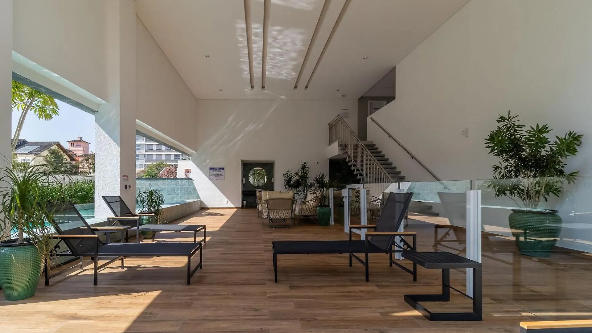 Mor - Apartamentos A 230M Da Praia De Jurere Floripa/Sc Florianópolis