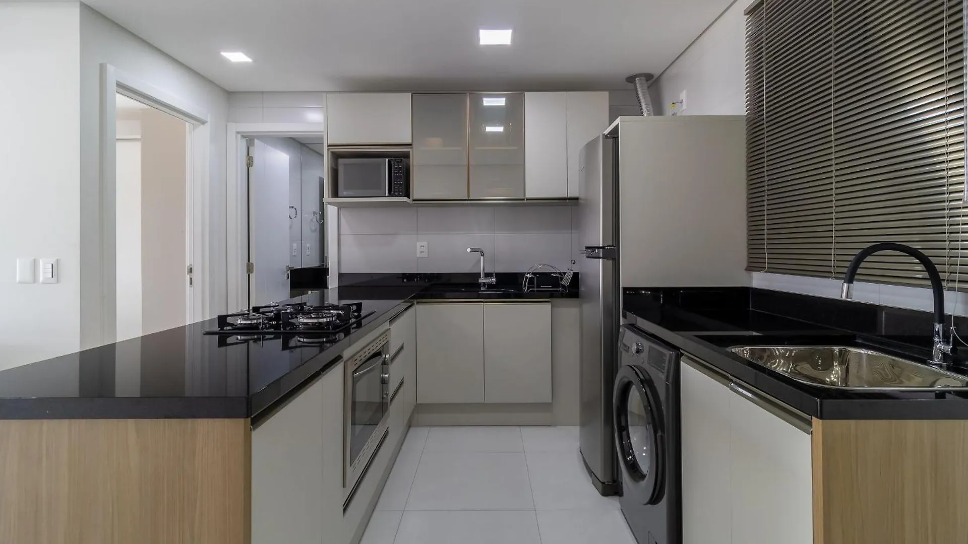 Mor - Apartamentos A 230M Da Praia De Jurere Floripa/Sc Florianópolis