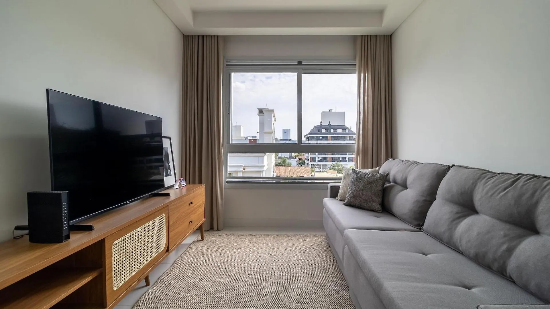 Mor - Apartamentos A 230M Da Praia De Jurere Floripa/Sc Florianópolis