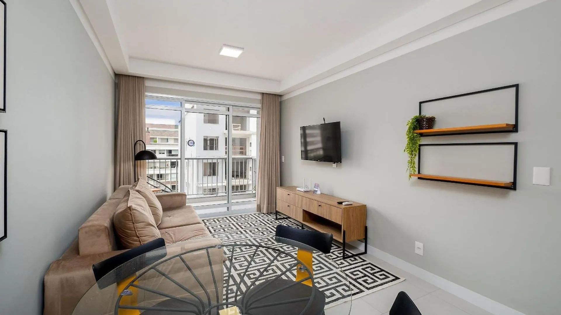Mor - Apartamentos A 230M Da Praia De Jurere Floripa/Sc Florianópolis