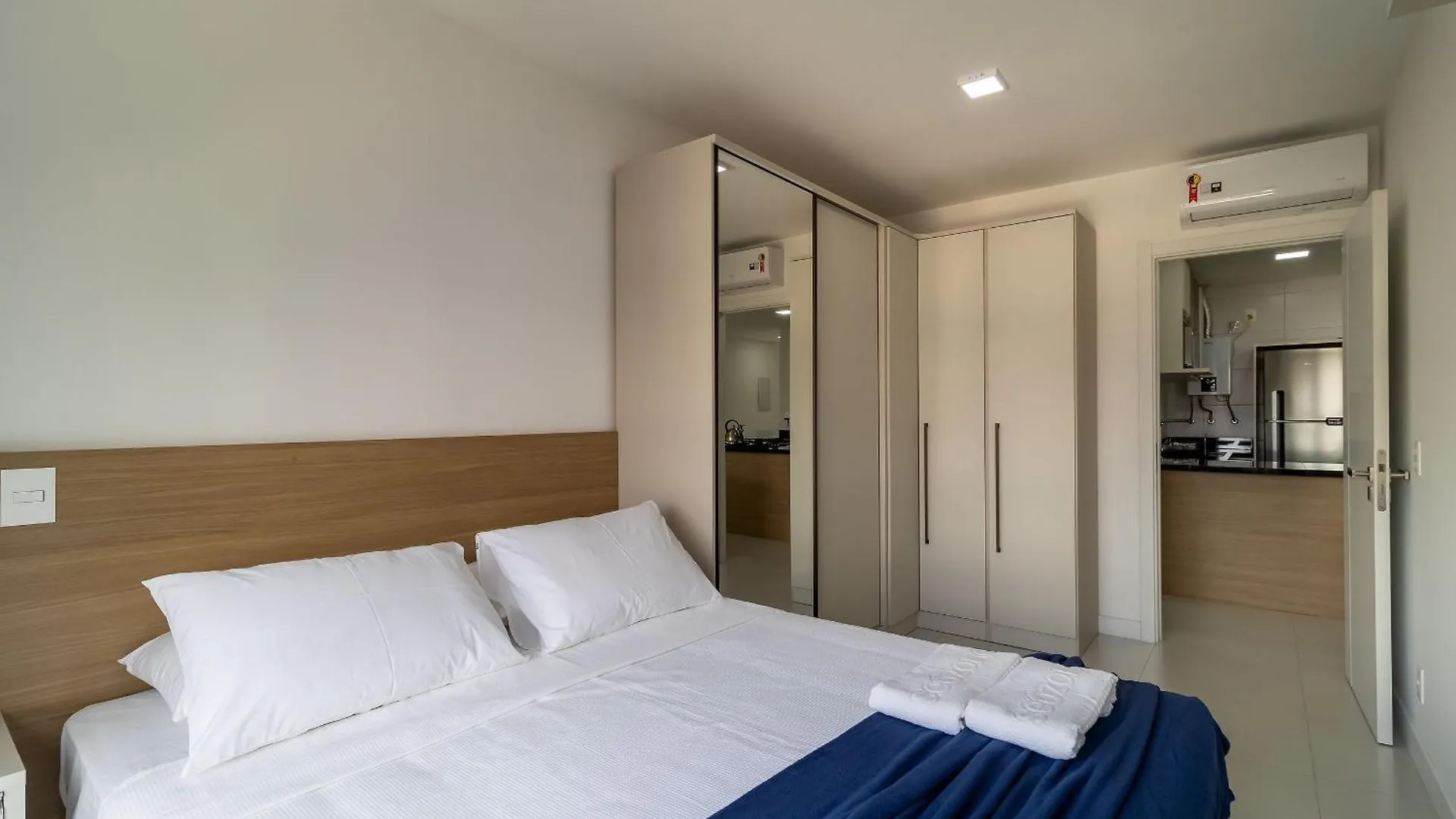 Mor - Apartamentos A 230M Da Praia De Jurere Floripa/Sc Florianópolis Brasil
